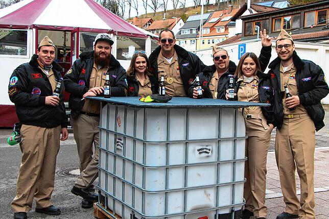 Bild 16: Das Bühnenspiel eroberte nicht nur die Bonndorfer Narrenherzen. Wir haben die Bilder!