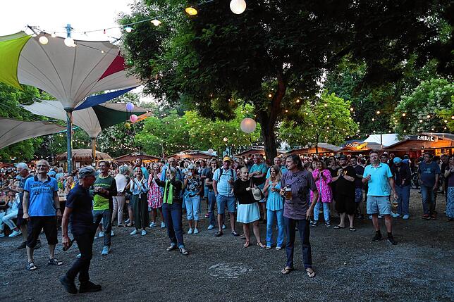 Bild 39: Partystimmung im Stadtgarten: So stimmt sich Konstanz aufs Seenachtfest ein