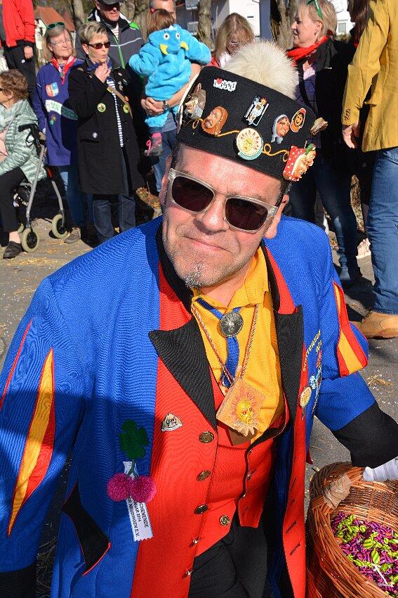 Bild 31: Bilder vom Narrentreffen der Urviecher-Zunft Bad Dürrheim: Großer Festumzug (2)