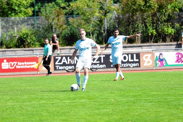 Bild 14: FC Tiengen 08 unterliegt Tabellenführer Spvgg. Gundelfingen/Wildtal mit 1:2 – und wir haben Fotos!