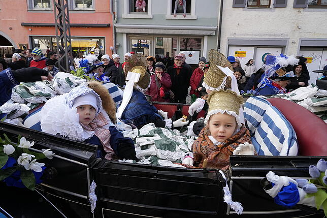Bild 24: Die besten Bilder vom Schmutzigen Donnerstag in Donaueschingen: Kinderumzug begeistert!