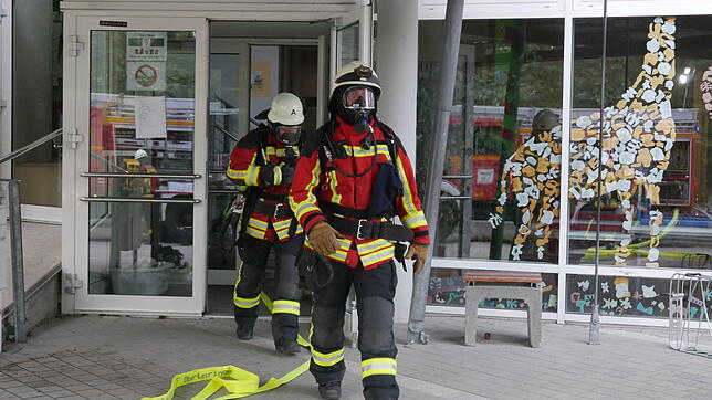 Nach dem Brand im Lehrerzimmer der Teuringer-Tal-Schule in Oberteuringen am 17. Mai nahm die Gemeinde das Brandschutzkonzept unter die ...