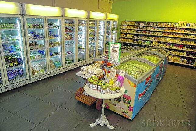 Ein sortiment mit rund 4000 verschiednnen Artikel läßt im Knusperhäusle in Markdorf keine Wünsche für biologische Ernährung offen.