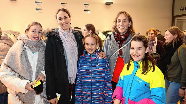 Bild 12: Endlich wieder Turngala! Fotos der Zuschauer beim großen Event in der Schänzlehalle