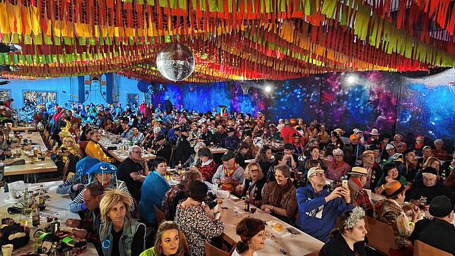 Die Halle der Grundschule Allmannsdorf war wie immer sehr gut besucht. Eintritt kostet der Frühschoppen traditionell nicht.