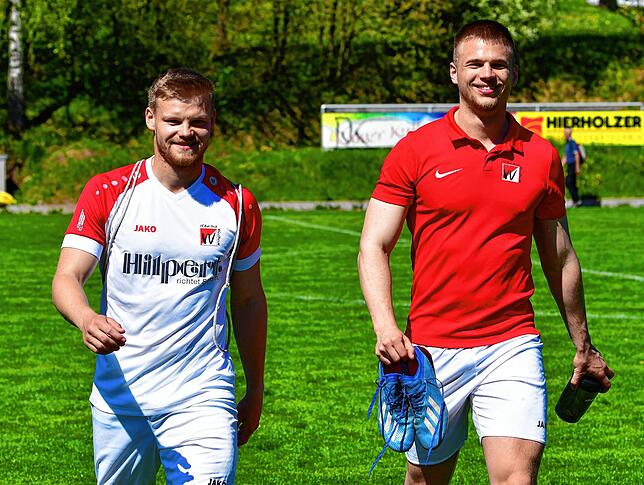 Bild 3: SV Buch spielt 1:1 im Oster-Derby gegen den FC RW Weilheim &ndash; und wir haben Bilder!