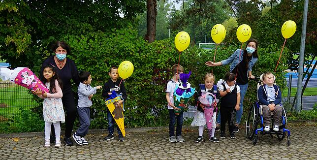 Bild 9: Das sind die Erstklässler aus Singen und dem Hegau und ihre Klassenlehrer