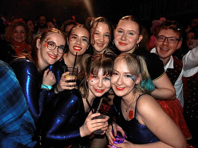 Bild 14: Viva Las Vegas &ndash; Bilder vom Holzhauerball im Milchwerk (1)