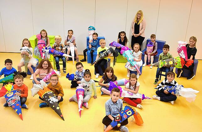Die Klasse 1b der Neckarschule Schwenningen mit Lehrerin Andrea Schober.