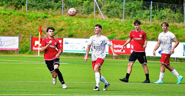 Bild 18: Die SG FC Wehr/Bergalingen startet mit einem 3:1-Sieg ins Abenteuer Verbandsliga &ndash; wir haben Fotos!