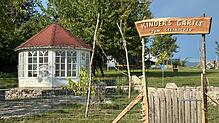 So sieht es im Kinderbetreuungsgarten „Zum Steinacker“ aus. Die Baurechtsbehörde ist nicht einverstanden und ordnete den Rückbau an. ...