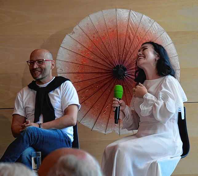 Barno Ismatuellaeva singt auf der Seebühne „Madame Butterfly“, muskalisch insziniert von Enrique Mazzola.