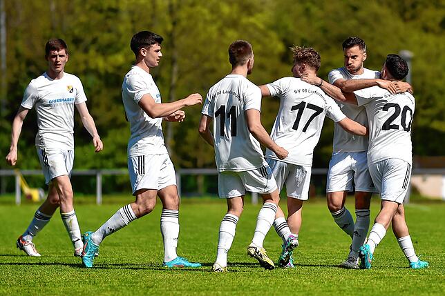 Bild 28: SV 08 Laufenburg gewinnt Derby gegen den FSV Rheinfelden mit 7:1 – und wir haben Bilder!