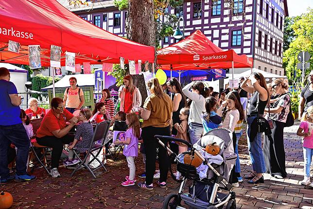 Bild 15: Herbstliches Flair beim Kürbisfest