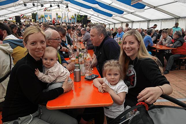 Bild 14: Bilder vom Sonntagsfrühschoppen beim Blütenfest in Oberteuringen