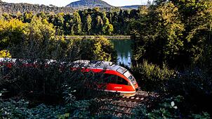 Die Deutsche Bahn verspricht ein Ende der Diesel-Ära auf der Hochrheinbahn.