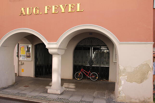 In der Münsterstraße steht das ehemalige Schreibwarengeschäft Feyel leer.