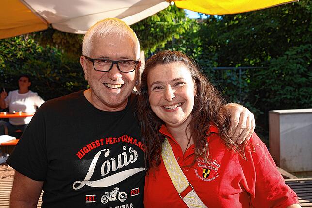 Bild 40: Es wird weiter gefeiert - alle Fotos vom Dettinger Dorffest am Samstag