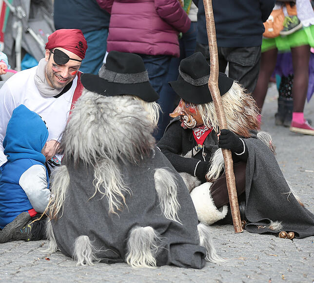 Bild 22: Bilder vom Fasnachtssonntag in Donaueschingen (Teil 2)