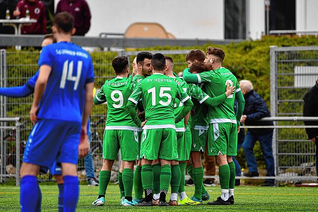 Bild 25: SV Herten feiert 8:2-Kantersieg gegen TuS Efringen-Kirchen &ndash; und wir haben Bilder!