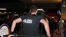 Ohne die Helfer der Blaulichtorganisationen und die vielen Ordnern geht nichts beim Seenachtfest.