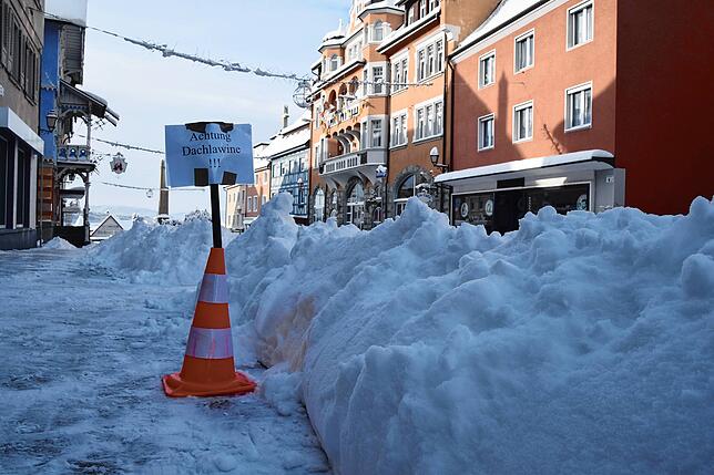 Bild 10: Und noch mehr Schnee! Die weißen Berge türmen sich in Stockach