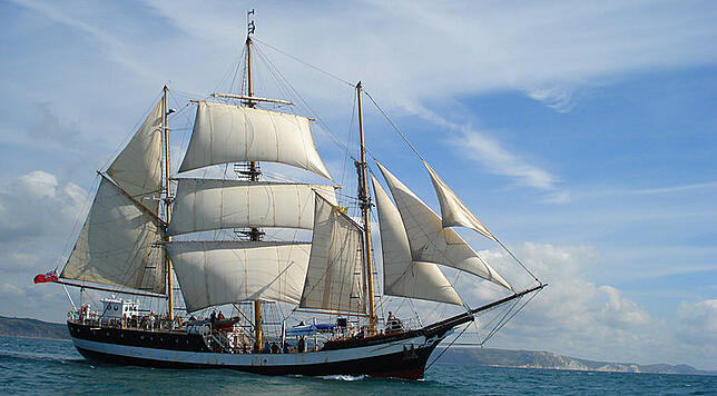 Mit der Pelican of London segelt Nele Haarmann aus Donaueschingen über den Atlantik und erlebt mit dem Ocean College sechs Monate ein ...