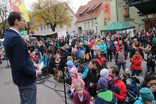 Bild 16: Viel los am Kilbigmontag in Bräunlingen