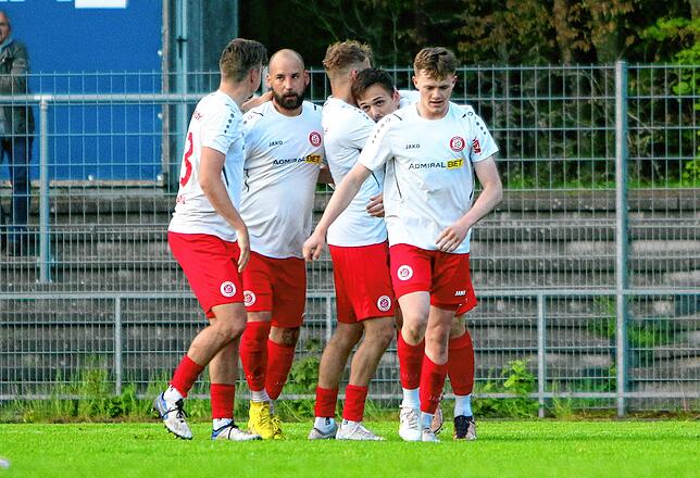 Bild 23: Die besten Bilder des Verbandsliga-Derbys zwischen dem SC Pfullendorf und dem FC Singen