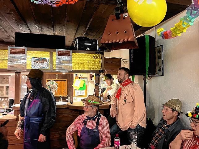 Bild 27: Beim Kappenabend in Donaueschingen wird die Sau herausgelassen: Das sind die schönsten Impressionen