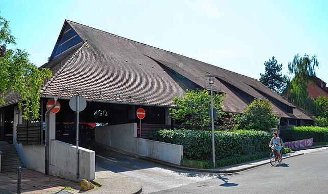 Das Parkhaus Poststraße ist sanierungsbedürftig und wird es auch in den kommenden Jahren bleiben. Im Haushalt gibt es für solche ...