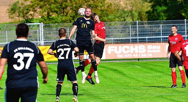 Bild 31: FC Hochrhein besiegt den FC Wallbach deutlich mit 4:0 &ndash; und wir haben die Bilder!