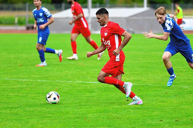 Bild 11: FC Tiengen 08 unterliegt dem SV Weil mit 1:2 – und wir haben Fotos!