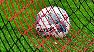 Auch im Mai haben die Amateurfußballer aus der Region wieder starke Treffer erzielt. Welcher war der schönste? Das entscheiden unsere Leser!