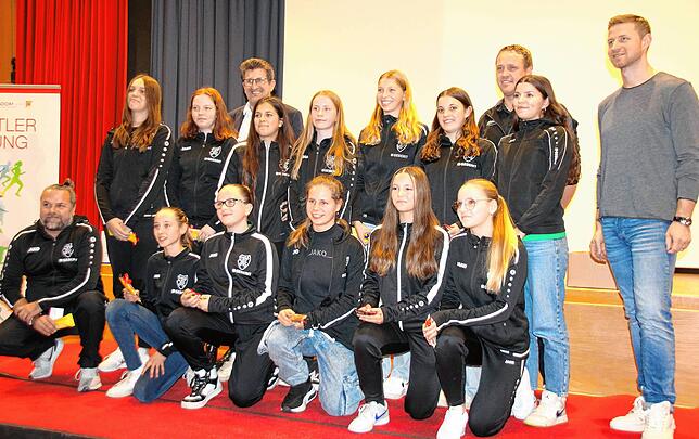 Die C-Juniorinnen des TSV Aach-Linz holten in der Saison 2022/2023 die Meisterschaft in der Kreisliga.
