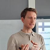 „Alle Schüler sollen unabhängig von ihrer sozialen Herkunft eine bestmögliche, lebensvorbereitende Basis-Bildung erhalten.“Lars Kettner, ...