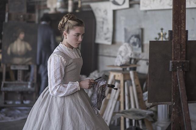Amy (Florence Pugh) will Karriere als Künstlerin machen – was ihre Familie davon hält, ist ihr egal.