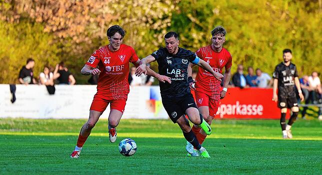 Bild 19: Bennet Ukaj lässt die Südsterne im Derby jubeln! Hier gibt es unsere große Bildergalerie!