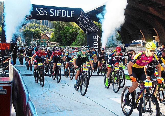 Start und Ziel beim Schwarzwald-Bike-Marathon 2022 ist, wie erstmals im vergangenen Jahr, wieder im Bregstadion, wo auch das ...