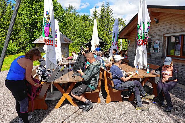 Bild 18: 180 Teilnehmer beim 42-Kilometer-Wandermarathon: Das sind die Bilder