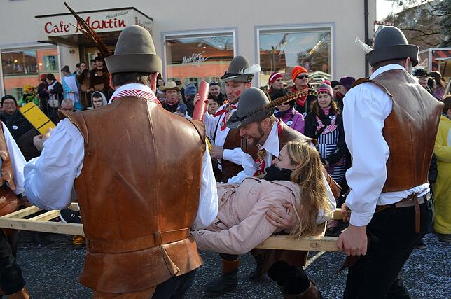 Bild 35: Eigeltinger Narrentage: Der Sonntagsumzug in Bildern (2)