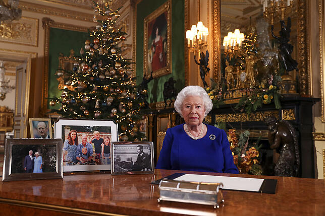 Schon bei der Weihnachtsansprache der Queen fehlten Fotos von Harry und Meghan.