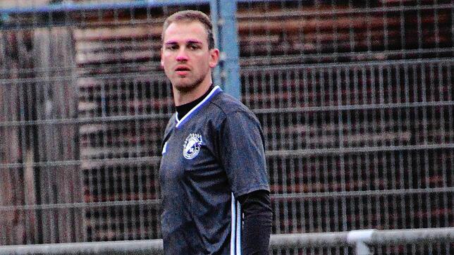 Marco Braun, Torhüter des SV Hölzlebruck, tippt die Bezirksliga-Partien.