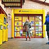 Ein Bild, das im Dezember 2020 vor der Post-Filiale an der Mühlenstraße entstand. Vergangene Woche musste sie über mehrere Tage ...