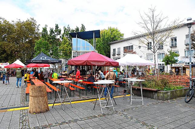 Bild 18: Konstanz feiert das 49. Suserfest: Der junge Wein lockt die Besucher