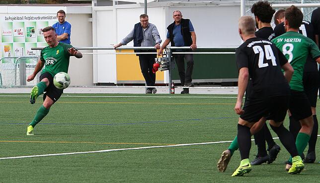 Bild 7: SpVgg. Brennet-Öflingen feiert 6:1-Kantersieg beim SV Herten