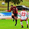 Routinier wendet das Blatt: Pascale Moog spielte seine ganze Routine aus, traf zum 2:3-Anschluss für den SV Jestetten beim TuS ...