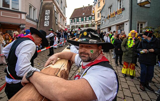 Bild 4: Bilder vom Schmotzigen Dunschdig in Meßkirch (Teil 3/3)
