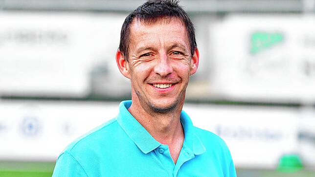 Respekt: Trainer Holger Kostenbader vom SV Eggingen empfiehlt Fairplay-Preis für die &bdquo;Zweite&ldquo; des FC Rot-Weiß Weilheim