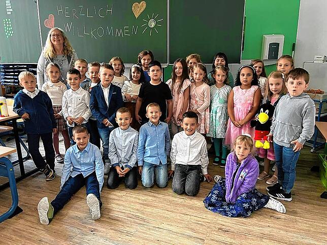 Die erste Klasse der Schwenninger Georg-Müller-Schulen mit Klassenlehrerin Katrin Gruhler.